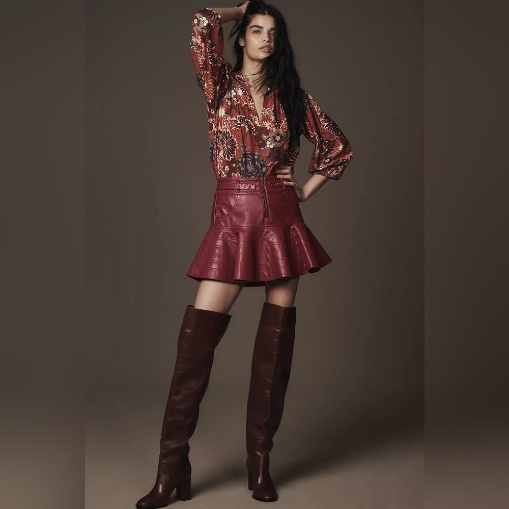 ANTHROPOLOGIE Burgundy Leather Skirt NWT! ♥️ - Picture 3 of 11